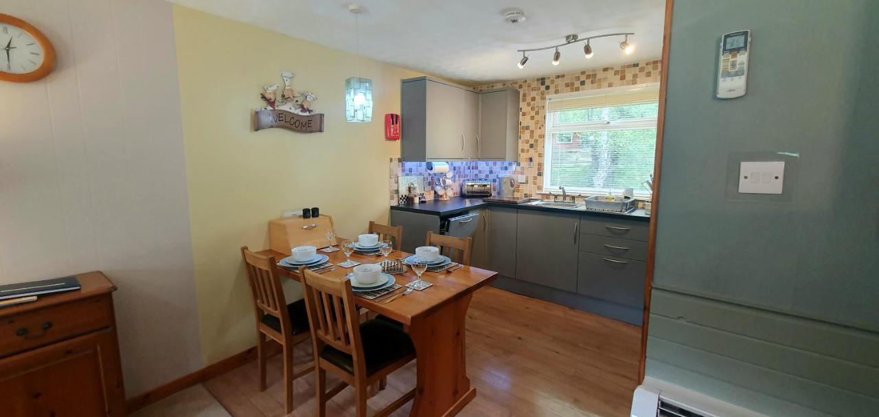 Torcroft Lodges Drumnadrochit Exteriör bild